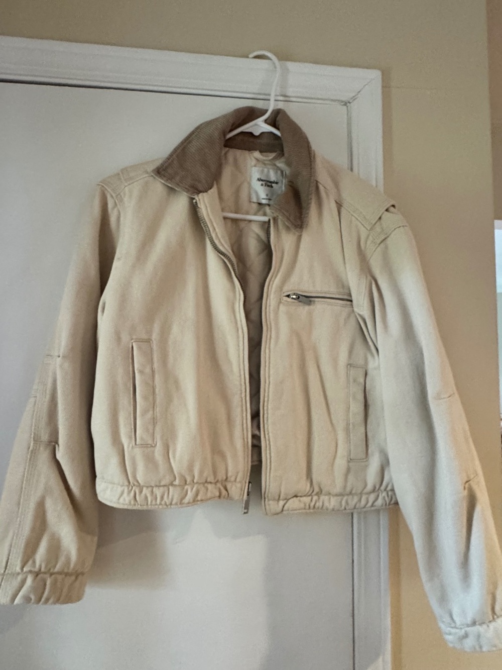 Abercrombie & Fitch Cropped Workwear Jacket